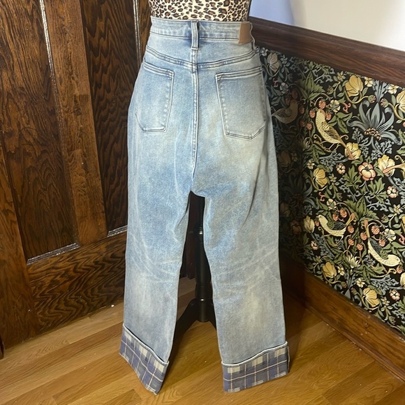 JUDY BLUE STRAIGHT WITH CHECKERED CUFF - Picture 1 of 4
